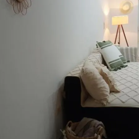 Cozy Garden With Terrace And Bbq *