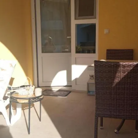 Cozy Garden With Terrace And Bbq Apartment Vodice