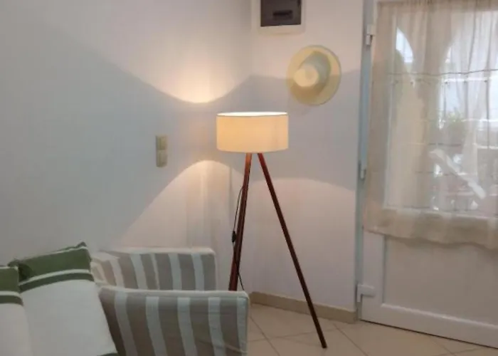 Cozy Garden With Terrace And Bbq شقة *