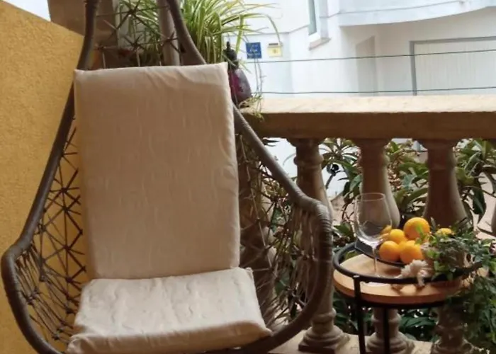 Cozy Garden With Terrace And Bbq *